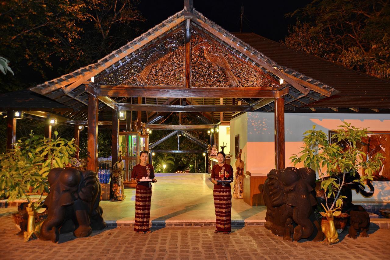 Popa Mountain Resort Mount Popa Ngoại thất bức ảnh